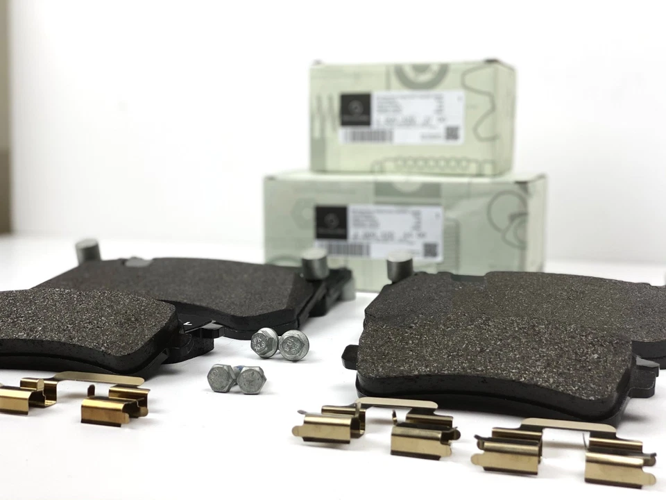 Mercedes Benz C63 SL63 SL65 AMG Front & Rear Brake Pads - Genuine - Image 3 of 4