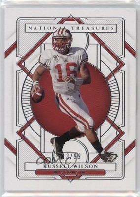 2021 Panini National Treasures Collegiate /99 Russell Wilson #3 8e3