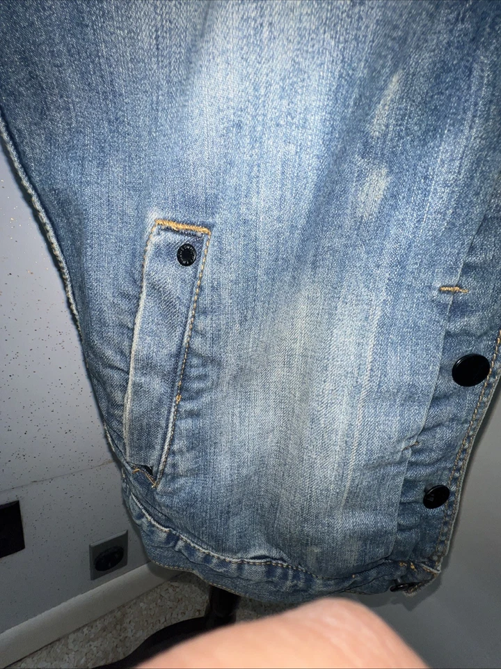 Chaleco vaquero vintage COMUNE punk rock de mezclilla prendedores rasgados sin mangas mediano 🔥🔥 Foto 4 de 4