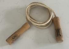 Everlast 4494 Wooden Handle Jump Rope 9.5 Feet Long Workout Equipment Gym