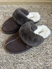 Fireside by Dearfoams Women's Sydney Shearling Scuff Slipper Sz 6 Dark Brown