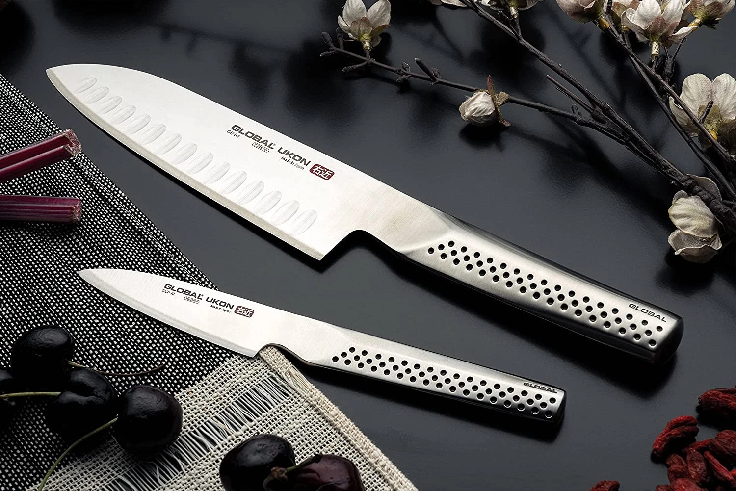 Global Ukon Chef's Knife - Thumbnail 4