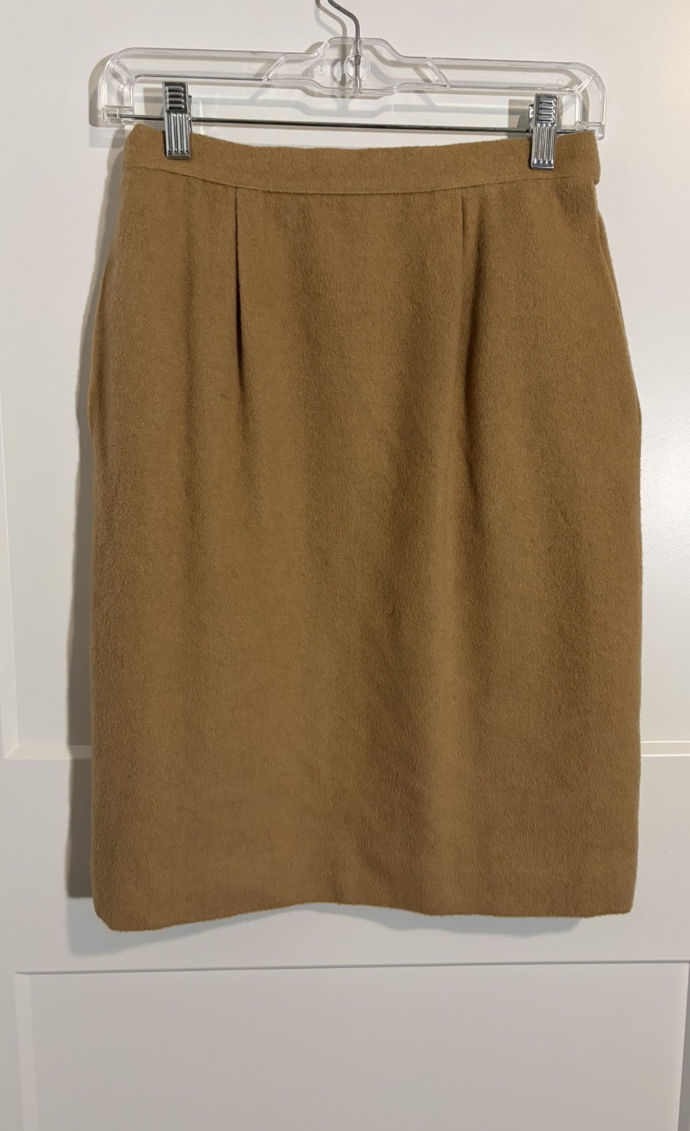 Women's Brooks Brothers 100% Camel Hair 100% Wool Beige Skirt Size 8 thumbnail 2