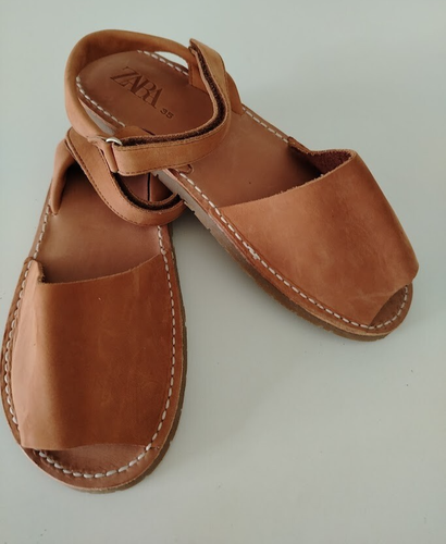 ZARA Girls Shoes Size 4.5 Brown Peep Toe Slip On Sandals
