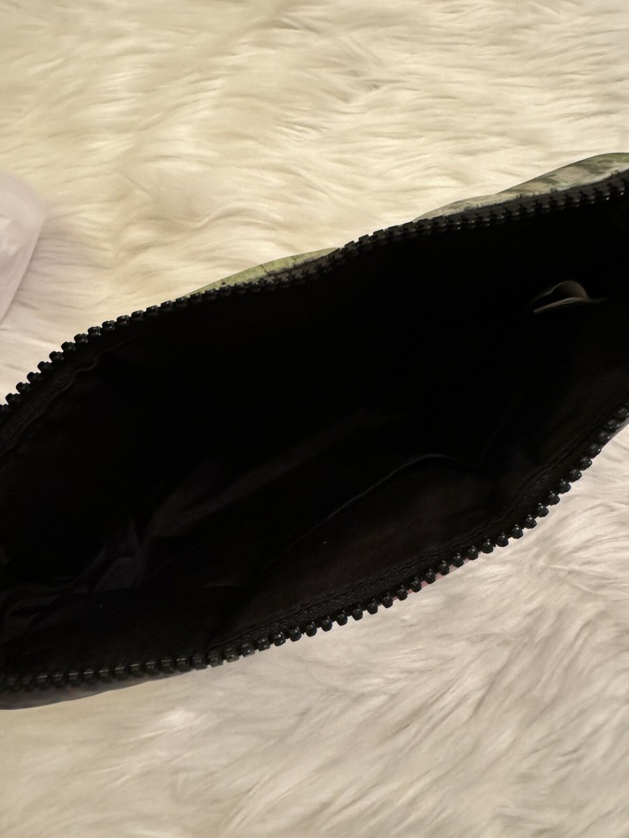 Heaven By Marc Jacobs Eri Wakiyama Shoulder Bag Purse Heaven By Marc Jacobs Eri Wakiyama Shoulder Bag Purse