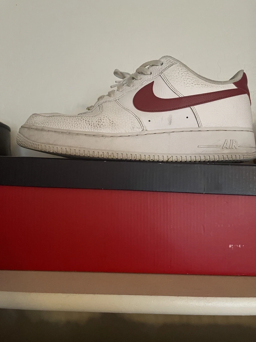 Size 13- Nike Air Force 1 Low White Team Red PRE-OWNED shoes