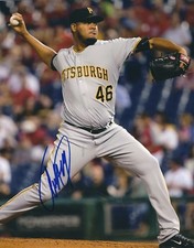 Signed  8x10 IVAN NOVA  Pittsburgh Pirates Autographed photo - COA 