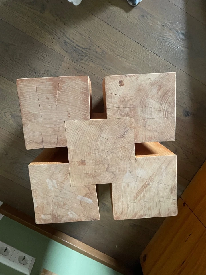 Backenzahn Hocker aus Massivholz - Bild 4 von 4