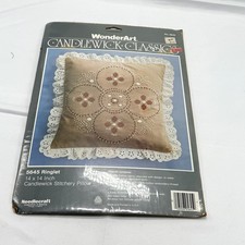 WonderArt Candlewick Classic Ringlet Pillow Kit 14x14 Needlecraft 5645 D2 Vtg
