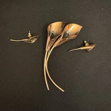 Vintage Stuart Nye Copper Double Calla Lily Pin and Earrings Set