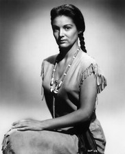 JOAN TAYLOR   8X10 PHOTO K2601
