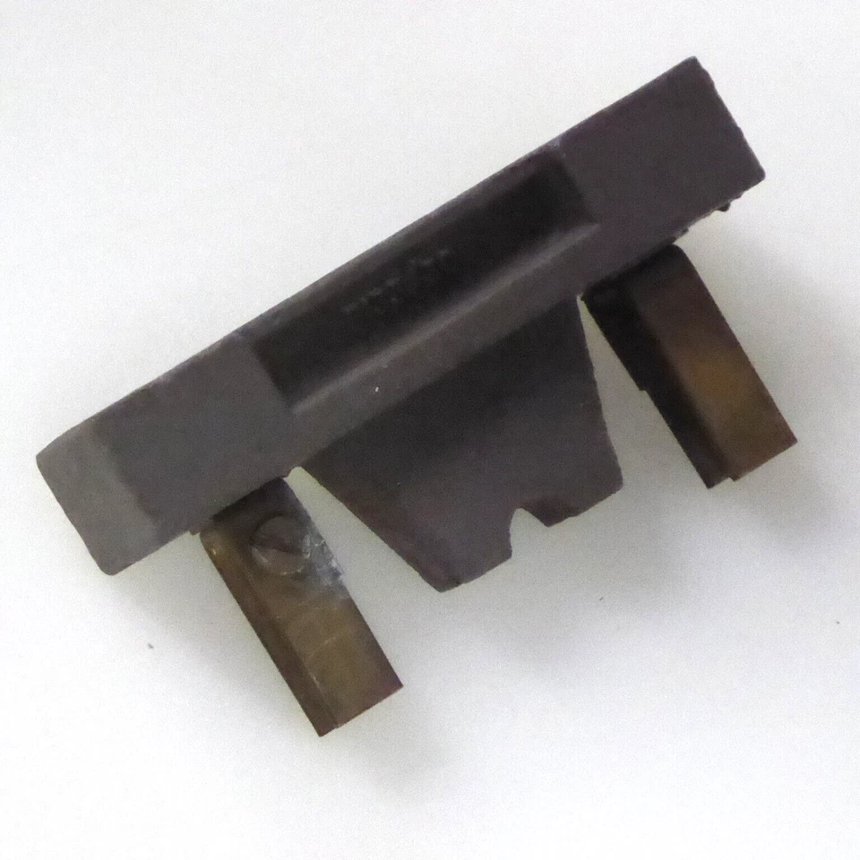 BILL No.28 10A 500V Rewireable Brown Ceramic Fuse Wire Carrier No Base or Wire - Image 4 of 4