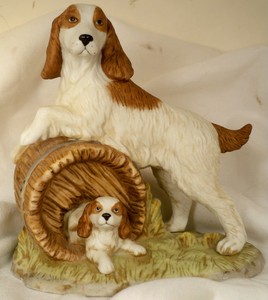 Dog Figurine English Springer Spaniel Mom Pup Red White