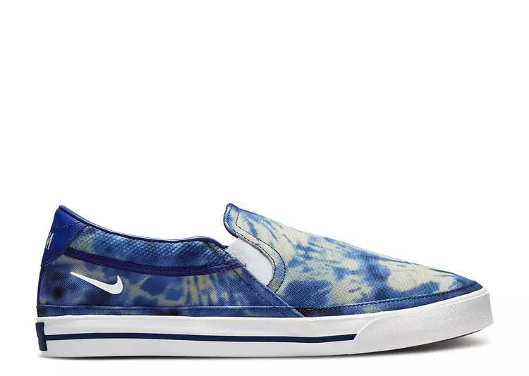 Nike slip on trainers hotsell mens