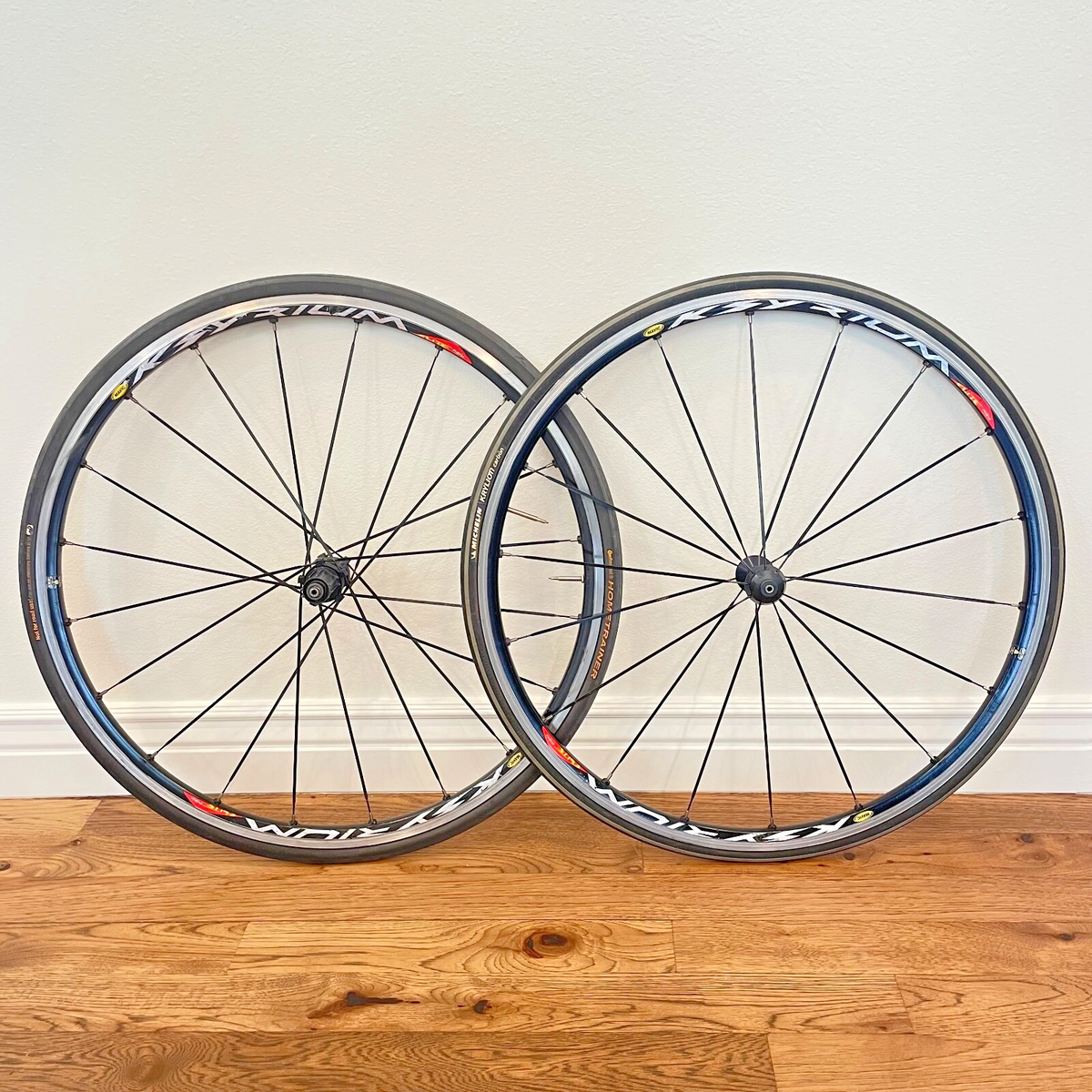 Mavic Ksyrium Elite Wheelset 700c Clincher 130/100/9mm QR Rim 11