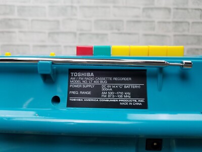 1995 Warner Bros Toshiba Bugs Bunny Looney Tunes Radio Cassette