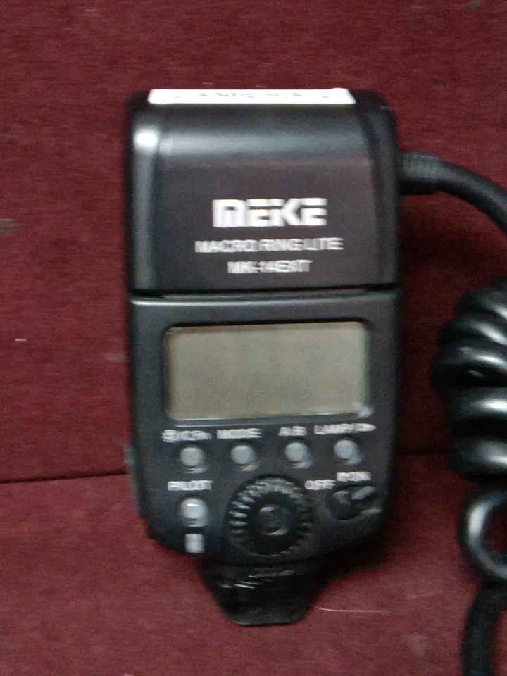 Meike MK-14EXT E-TTL LED Macro Ring Light Flash For Canon EOS 5D II III 6D 7D 60 - Image 3 of 4