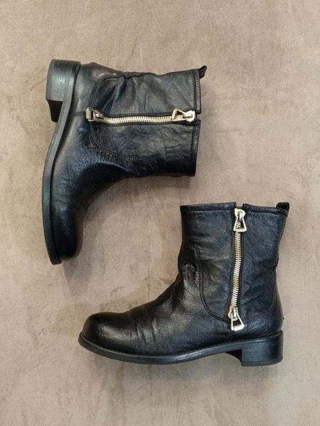 Women Jimmy Choo Boots Black Leather 40