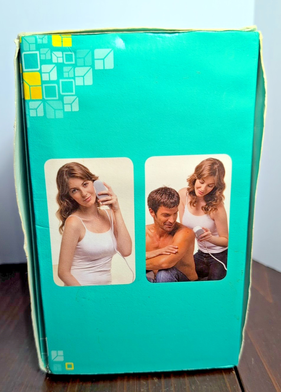 BellaLite by Silk'n At Home Light Hair Removal Kit With 2 Lamps Instructions Box