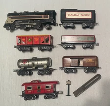 Marx 0-27 Gauge Canadian Pacific Loco/Tender/Freight Cars Set One Way Couplers