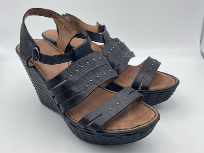 Børn Women's Adjustable Strappy Sandals Black Leather Studded Buckle Size 8