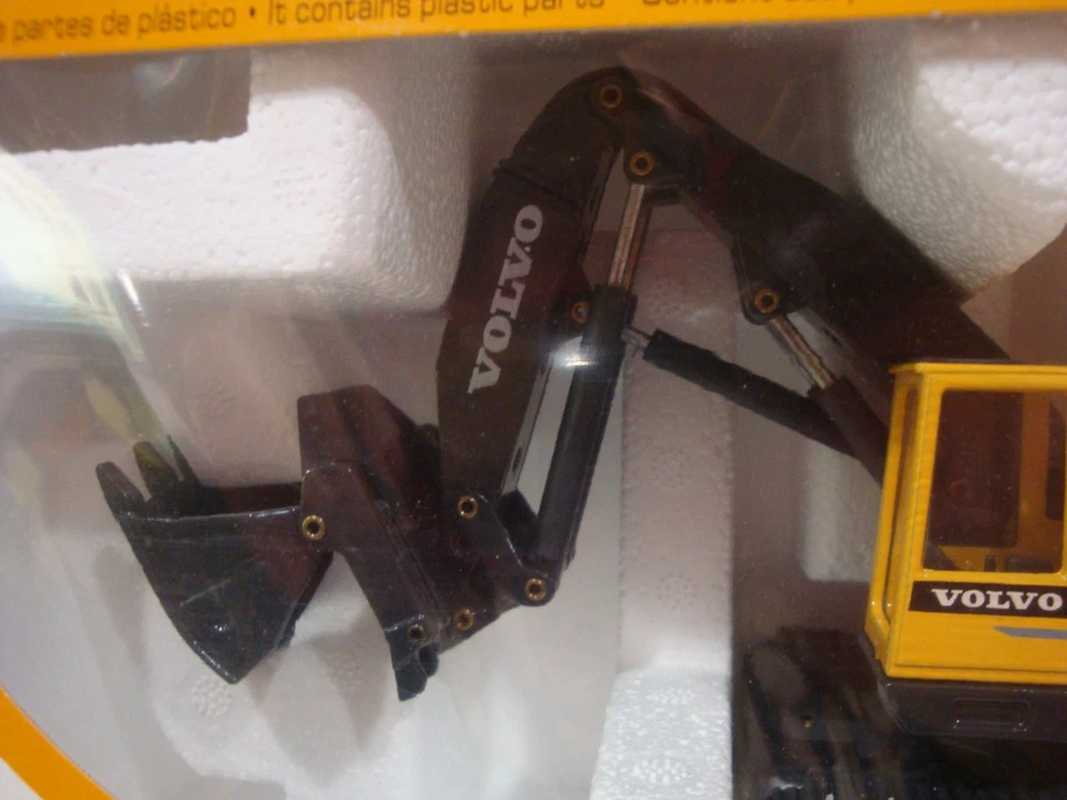 Joal Volvo EC 650 Excavator #172 1:50 Scale Yellow Good++ Box - Image 3 of 4