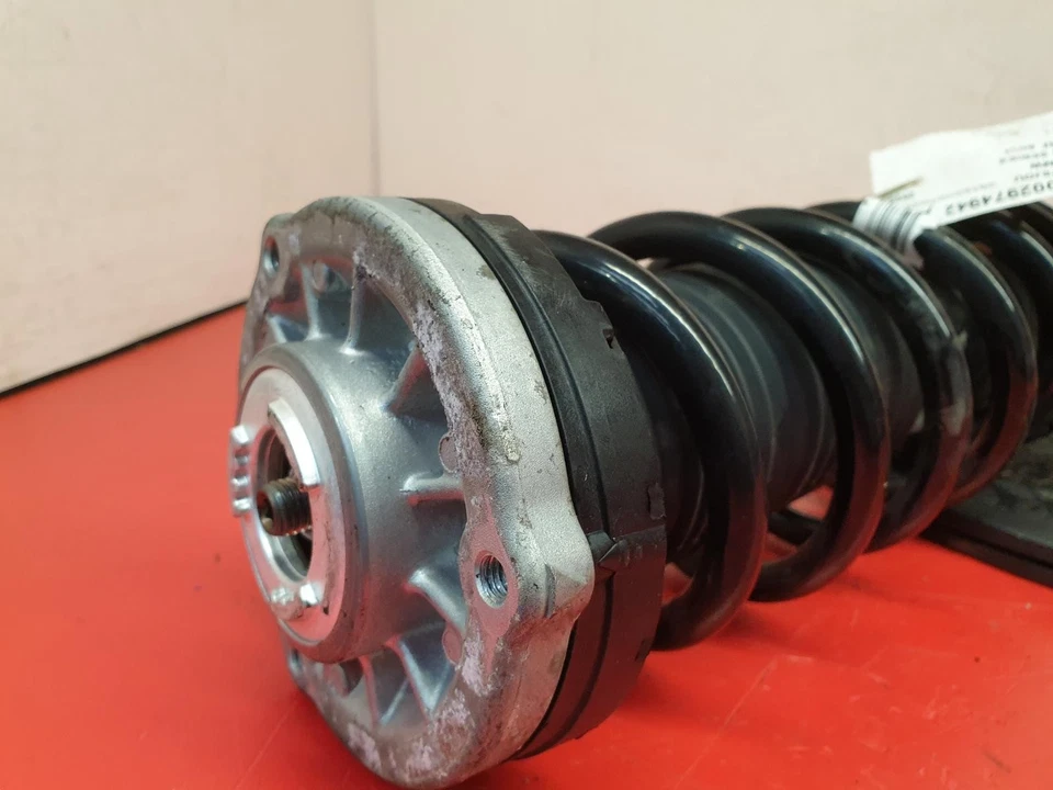 BMW 5 SERIES SHOCK ABSORBER FRONT DRIVER SIDE OFFSIDE RH 2020 2.0L DIESEL - Image 4 of 4