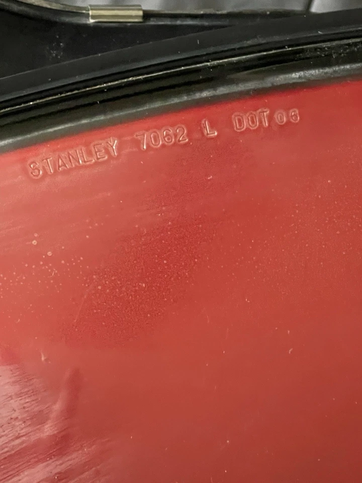 Montajes de faros sigilosos para Mitsubishi 3000GT 1993-1998 OEM Stanley 7062 Foto 3 de 4