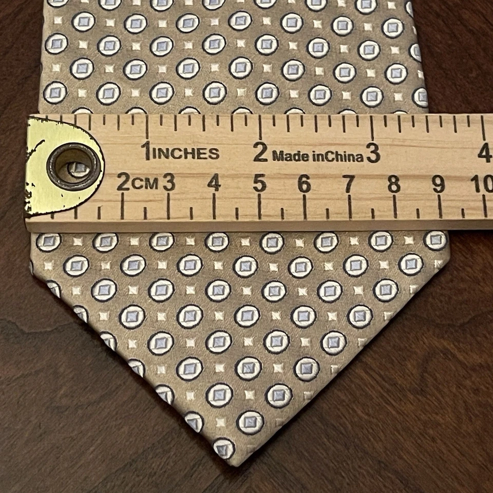 Corbata para el cuello Club Room bronceada hecha a mano 100 % seda para hombre hecha en China Foto 4 de 4