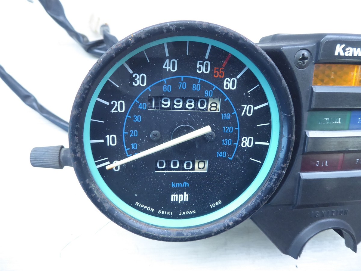 1981 Kawasaki KZ750E KZ750 K608) speedo tach gauge cluster