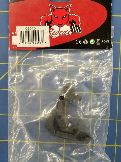 Redcat Racing 02015 Black C-Hub Set - 2-Piece Replacement Parts For RC Cars - View #5