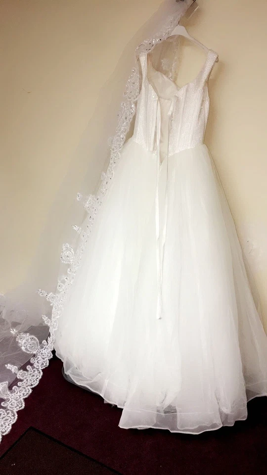 vestido de baile vestido de novia con velo y bolso gratis Foto 4 de 4