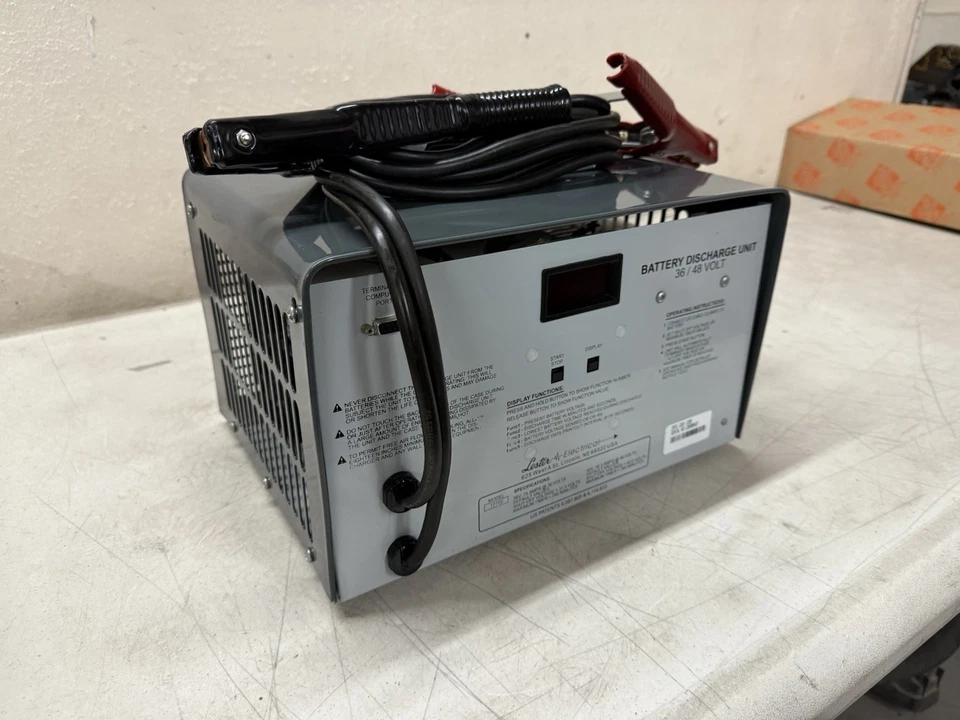 Testador de descarga de bateria para carrinho de golfe elétrico Lester - Lester 36/48 volts - Imagem 2 de 4