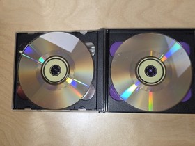 Shenmue Limited Edition (Sega Dreamcast, 2000) 4-Discs + Jukebox CD READ DESC