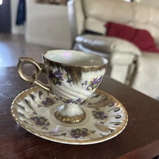 Tea Cup and Saucer Fine China Kelvins Exclusive L –914