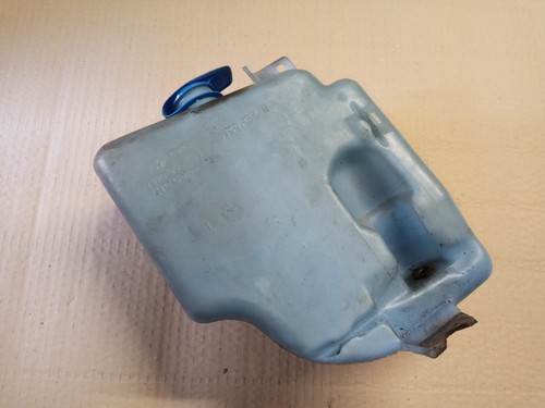 VW Golf 3 Wischwasserbehälter - ohne Pumpe 1H0955453