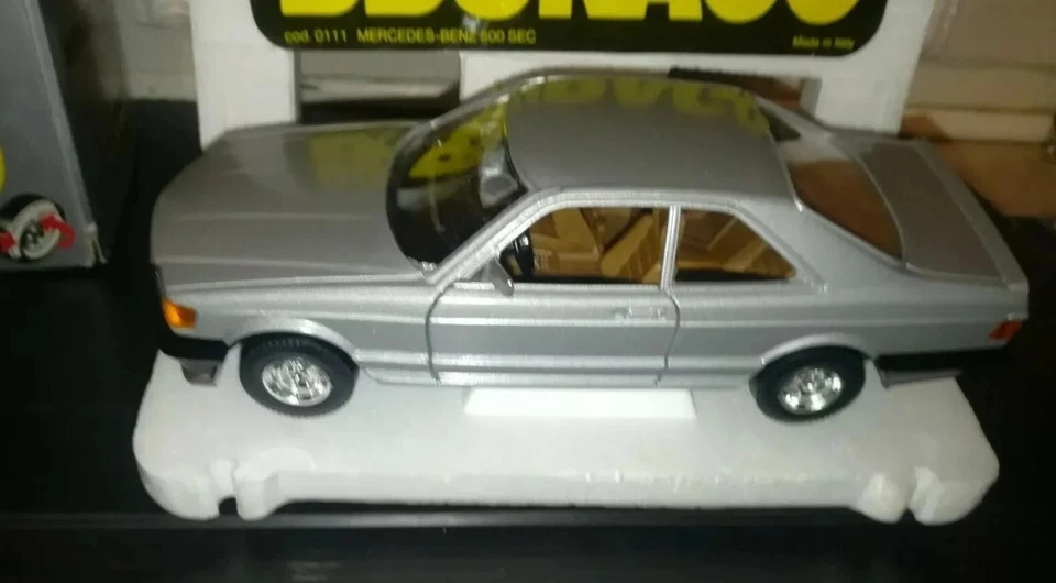 Modello Mercedes Benz 500 SEC Burago 1:26 LEGGI DESCRIZIONE - Immagine 2 di 4
