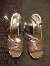 CAMILLE LA VIE, WOMEN'S NEW Gold Man Made Rhinestone 3.5" Evening Heels Size 7