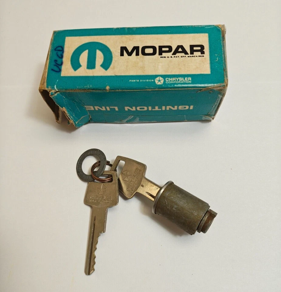 Bloqueo maestro de encendido Plymouth Chrysler Newport 1956-1968 con llaves 2802477 nuevo en stock Foto 4 de 4