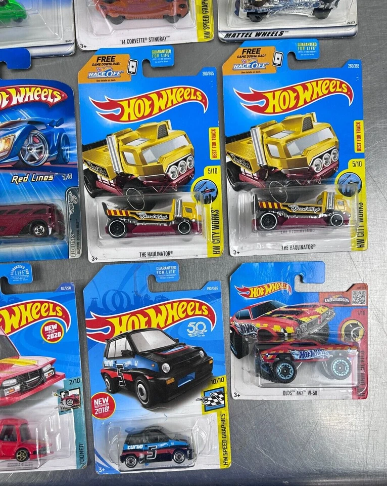 Hot Wheels Vintage Lot of 20 - 90's 00's Corvette, Go Cart, Red Lines   - Lot 16 - Image 4 of 4