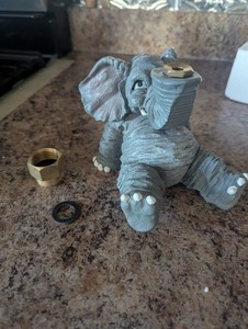 Resin Elephant water sprinkler (new in box)