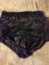 2 Pair Sz 12 VanityFair "Perfectly Yours"  Brief Panties 100% Nylon Black