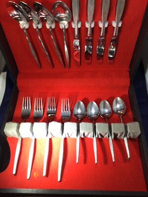 16 pc AMC STARLITE  Stainless 4ea. Dinner fork, knife, teaspoon, tablespoon
