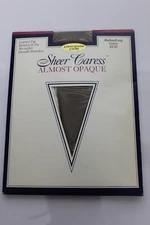 JC Penney Sheer Caress Almost Opaque Celery Pantyhose Control Top Reinforced Toe