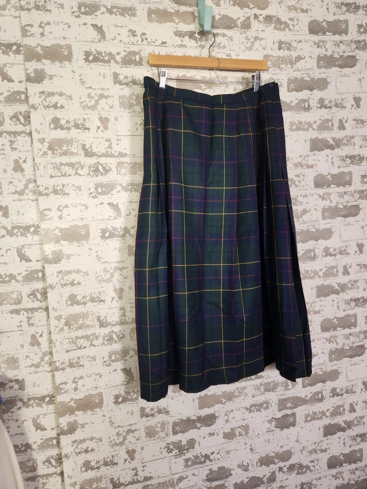 Pendleton Skirt Womens 16 Green Plaid Wool Celebration Tartan Preppy Academia - Image 2 of 4