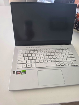 ASUS ROG Zephyrus G14 GA401IV 14'' Ryzen 9 4900HS 16GB RTX 1TB SSD W11 Read Des