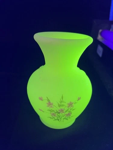 Fenton,  Satin Frosted Custard Pink Blossoms Uranium Vase Painted K Bunny 4.5”