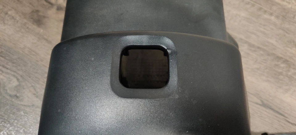 Cubierta de columna de dirección Subaru Forester 1998-2002 Foto 2 de 4