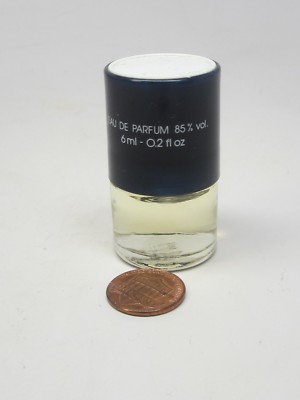 MOYINEUX QUARTZ MINI EAU de PARFUME MINI 0.2oz/6ml SPLASH FULL HARD to FIND