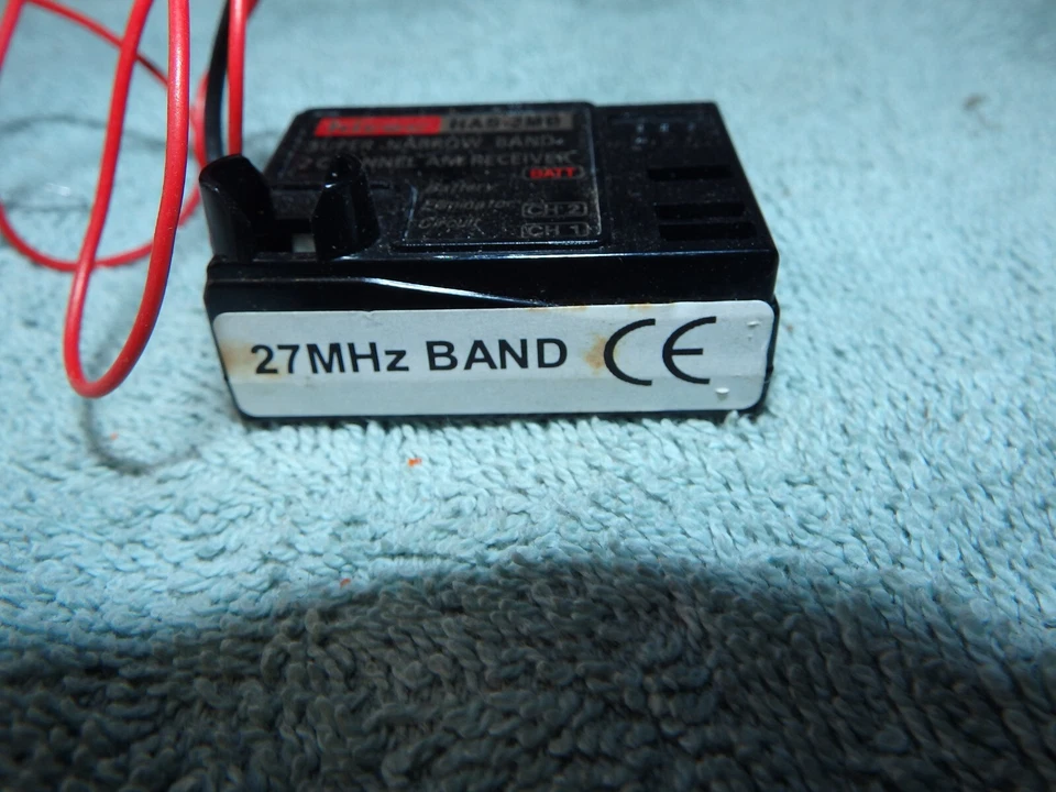 Hitec 27mhz HAS-2MB 2ch RC Receiver RC Car Boat Airplane - Image 2 of 4